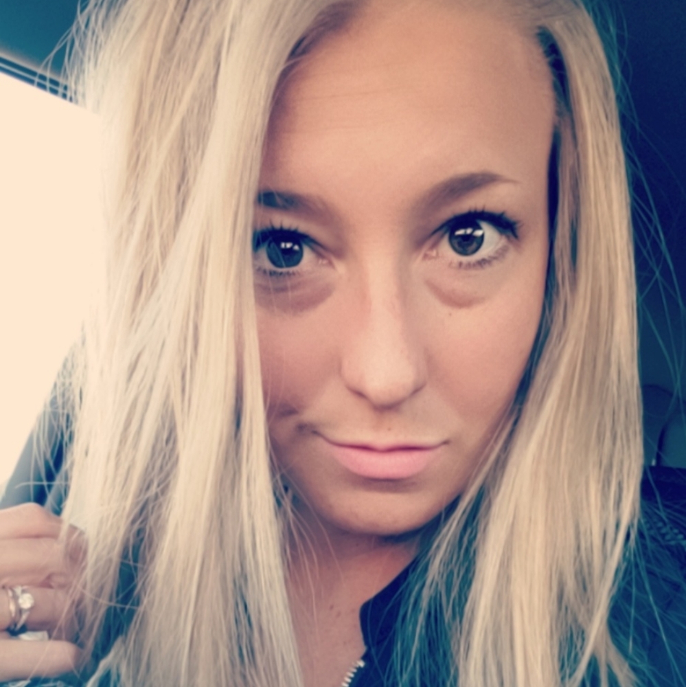 Meet your Posher, Kelly